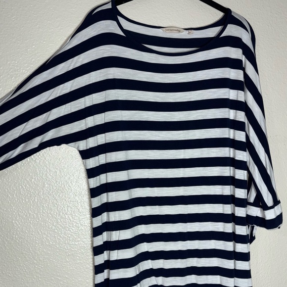 Soft Surroundings Adrift Top Women's medium Nautical Navy White Stripe # 2AG33 - Picture 13 of 16